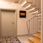 ゲストハウス La Piazza