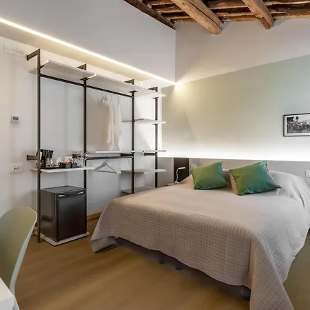 La Piazza 3* Padua